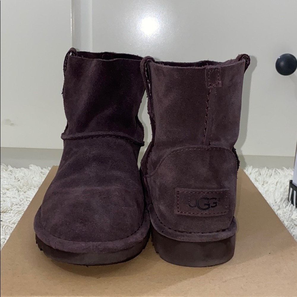 Boots - Picture 2 of 5